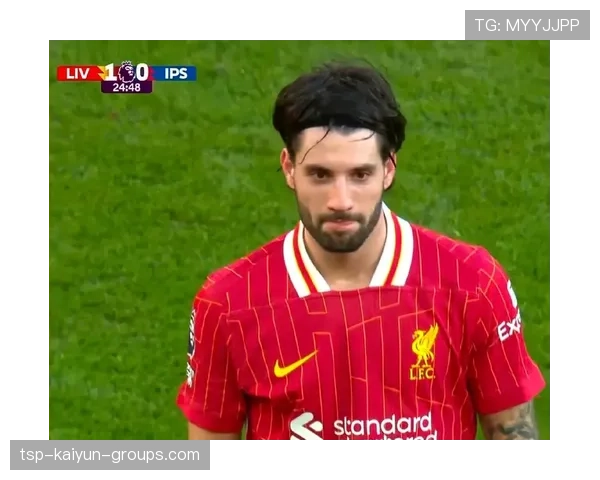 利物浦替补球员立功，红军阵容深度展现优势，利物浦为什么被称为红军